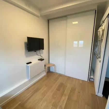 Studio Flat By The Seine River Appartamento